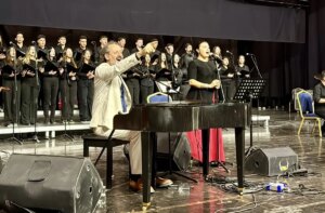 kirsehirde kim var sanat etkinligi duzenlendi 6ScOHqlQ.jpg